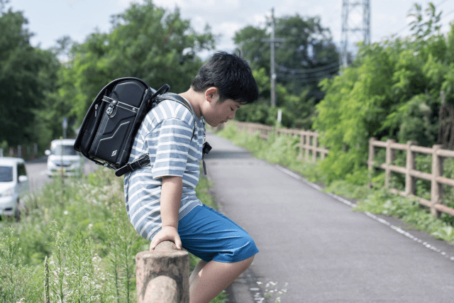小学校で不登校になる原因